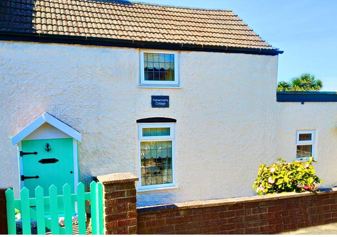 Romantic Lakeside Cottage By The Beach! With Super Cosy Log Burner! The Perfect Escape To Your Home From Home By The Sea! So Relaxing - You Won'T Want To Leave! Pet Friendly! Mablethorpe Exterior photo